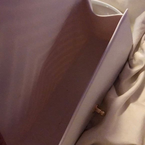 Purse - Picture 3 of 3